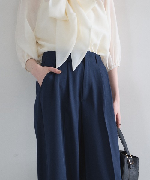 &. NOSTALGIA（アンドドットノスタルジア）の「タックワイドパンツ（セットアップ）（その他パンツ・レディース・ネイビー/グレー・M）」の8枚目の写真