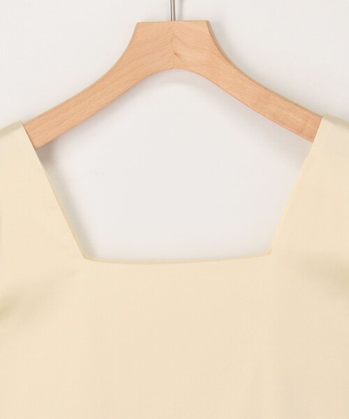 NOLLEY’S（ノーリーズ）の「スクエアネックサテンドッキングタンクトップ（Tシャツ/カットソー・レディース・チャコールグレー/ブラウン/キナリ/オフホワイト・38）」の22枚目の写真