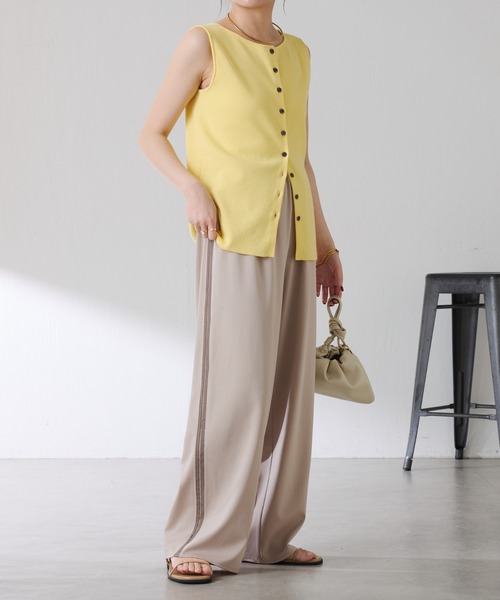 COLLAGE GALLARDAGALANTE（コラージュガリャルダガランテ）の「ドライコットンノースリニット/セットアップ可/アンサンブル可（ニット/セーター・レディース・チャコールグレー/レモンイエロー/ホワイト・FREE）」の21枚目の写真