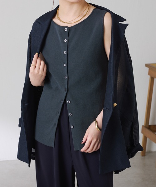 COLLAGE GALLARDAGALANTE（コラージュガリャルダガランテ）の「ドライコットンノースリニット/セットアップ可/アンサンブル可（ニット/セーター・レディース・チャコールグレー/レモンイエロー/ホワイト・FREE）」の7枚目の写真