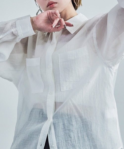 Fashion Letter（ファッションレター）の「オーバーサイズ シアーシャツ（シャツ/ブラウス・レディース・ブラック/サックスブルー/オフホワイト・M/L）」の13枚目の写真