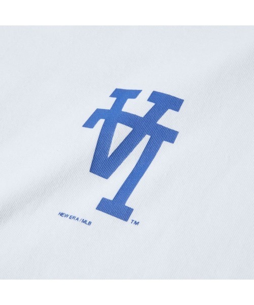 NEW ERA(ニューエラ)の「NEW ERA SS CT TEE UPSIDEDOWN / ニューエラ(Tシャツ/カットソー・レディース・ホワイト/ブラック・MEDIUM/LARGE/X-LARGE/XX-LARGE/SMALL)」の5枚目の写真