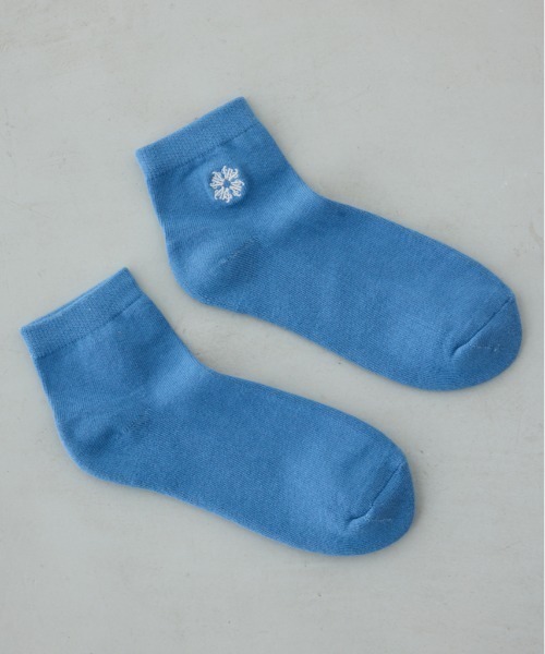 AZUL by moussy（アズールバイマウジー）の「ワンポイント刺繍アンクルソックス（ソックス/靴下・メンズ・ブラック/グレー/ブルー・FREE）」の3枚目の写真