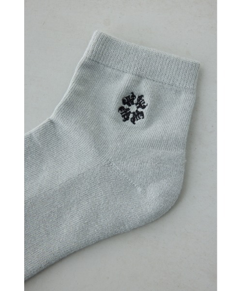 AZUL by moussy（アズールバイマウジー）の「ワンポイント刺繍アンクルソックス（ソックス/靴下・メンズ・ブラック/グレー/ブルー・FREE）」の9枚目の写真