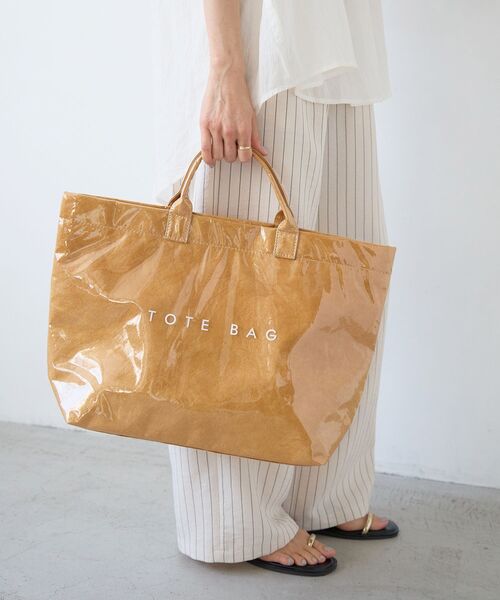 le.coeur blanc（ルクールブラン）の「《WEB限定アイテム》PVCトートバッグ（トートバッグ・レディース・カーキオリーブ/キャメル・FREE）」の4枚目の写真