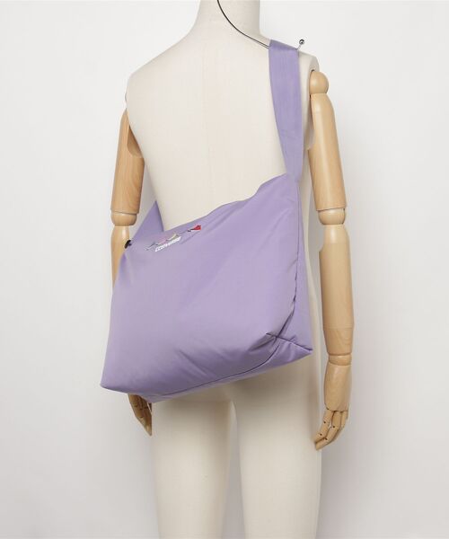 CONVERSE（コンバース）の「【CONVERSE/コンバース】SNEAKERS PRINT ONE SHOULDER（ショルダーバッグ・レディース・ライトパープル/ブラック/オフホワイト・FREE）」の9枚目の写真