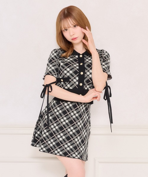 【by ayu】チェックデザインフレアVニット S－LL】女性らしさ漂う ふわふわチェック柄ニット