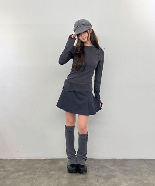 Miseki SEOUL（ミセキソウル）の「[レイPICK] スラッシュボタンレイヤード長袖チャコール（Tシャツ/カットソー・レディース・その他・1/2）」の5枚目の写真