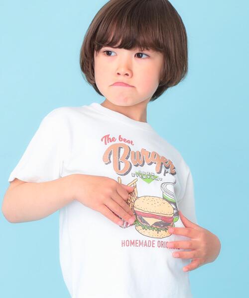 THE SHOP TK (ザ ショップ ティーケー )の「天竺アソート アメカジプリント 半袖Tシャツ ロゴ・キャット・ハンバーガー(Tシャツ/カットソー・キッズ・ライトグレー系/ネイビー系/オフホワイト/スミクロ/ピンク系その他/アイボリー系3/ベージュ系その他6・16/12/11/15 /14/13)」の1枚目の写真