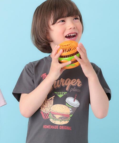 THE SHOP TK (ザ ショップ ティーケー )の「天竺アソート アメカジプリント 半袖Tシャツ ロゴ・キャット・ハンバーガー(Tシャツ/カットソー・キッズ・ライトグレー系/ネイビー系/オフホワイト/スミクロ/ピンク系その他/アイボリー系3/ベージュ系その他6・16/12/11/15 /14/13)」の2枚目の写真