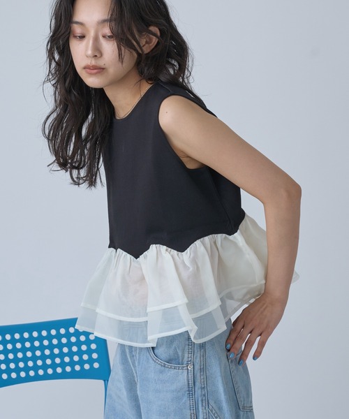 OFROOM(オフルーム)の「Sheer Peplum Sleeveless Top|シアーペプラムスリーブレストップス(Tシャツ/カットソー・レディース・グレー×ホワイト/ブラック/アイボリー/ブラック系/ホワイト系/ホワイト系1/ブラック系1・FREE)」の5枚目の写真