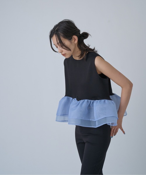 OFROOM(オフルーム)の「Sheer Peplum Sleeveless Top|シアーペプラムスリーブレストップス(Tシャツ/カットソー・レディース・グレー×ホワイト/ブラック/アイボリー/ブラック系/ホワイト系/ホワイト系1/ブラック系1・FREE)」の6枚目の写真