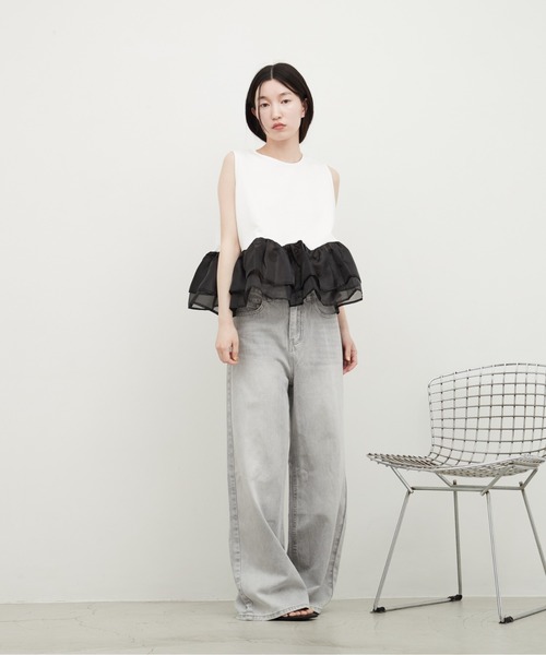 OFROOM(オフルーム)の「Sheer Peplum Sleeveless Top|シアーペプラムスリーブレストップス(Tシャツ/カットソー・レディース・グレー×ホワイト/ブラック/アイボリー/ブラック系/ホワイト系/ホワイト系1/ブラック系1・FREE)」の18枚目の写真
