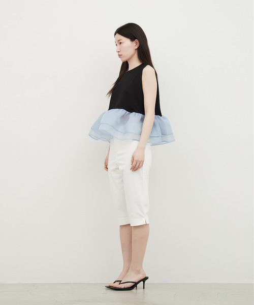 OFROOM(オフルーム)の「Sheer Peplum Sleeveless Top|シアーペプラムスリーブレストップス(Tシャツ/カットソー・レディース・グレー×ホワイト/ブラック/アイボリー/ブラック系/ホワイト系/ホワイト系1/ブラック系1・FREE)」の11枚目の写真