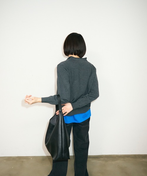 TONER(トナー)の「レザートライアングルショルダーバッグ(ショルダーバッグ・レディース・ホワイト/ブラック/レッド/ダークブラウン/ブラウン・FREE)」の16枚目の写真