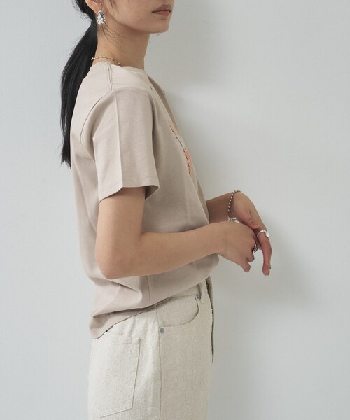 GALLEST（ギャレスト）の「ナンバリングTシャツ（Tシャツ/カットソー・レディース・ベージュ/ホワイト/ブラック・38）」の10枚目の写真