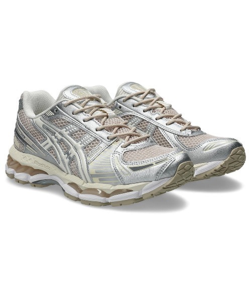 ASICS(アシックス)の「ASICS GEL-KAYANO 12.1(アシックス ゲル-カヤノ 12.1)(スニーカー・レディース・ベージュ系・25cm/24.5cm/24cm/23.5cm/23cm)」の1枚目の写真