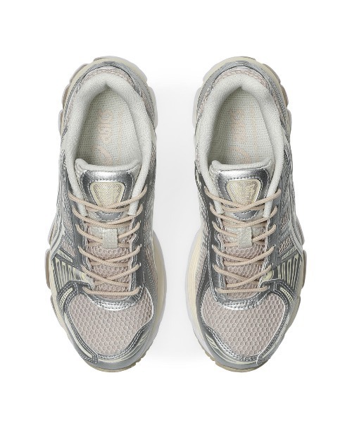 ASICS(アシックス)の「ASICS GEL-KAYANO 12.1(アシックス ゲル-カヤノ 12.1)(スニーカー・レディース・ベージュ系・25cm/24.5cm/24cm/23.5cm/23cm)」の3枚目の写真