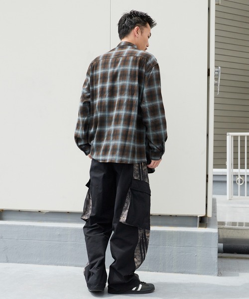 adidas(アディダス)の「adidas/アディダス ADILENIUM シーズン 5 カーゴパンツ サイドライン 異素材 切替 リメイク風 2026年 夏 夏服 秋服(カーゴパンツ・メンズ・ブラック・30inch/32inch/34inch)」の14枚目の写真