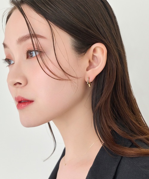 Phoebe(フィービィー)の「【金属アレルギー対応】ワンタッチライナースタービジューフープピアス(ピアス(両耳用)・レディース・ゴールド/シルバー・FREE)」の8枚目の写真