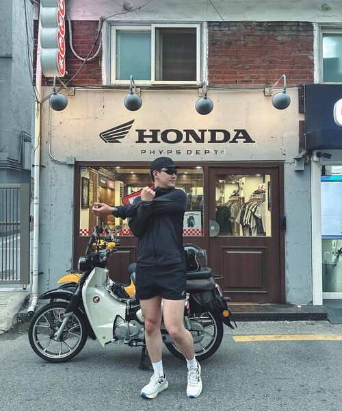PHYPS MOTORCYCLE（フィップスモーターサイクル）の「Speed Run Light Weight Hoodie Zip-Up Black（パーカー・レディース・その他・LARGE/X-LARGE/MEDIUM/SMALL）」の8枚目の写真