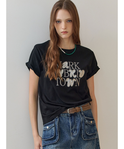 MAXZA(マージャコレクション)の「スパンコールレタリングラウンドネック半袖Tシャツ(Tシャツ/カットソー・レディース・ワイン/ブラック/ブラウン・FREE)」の5枚目の写真