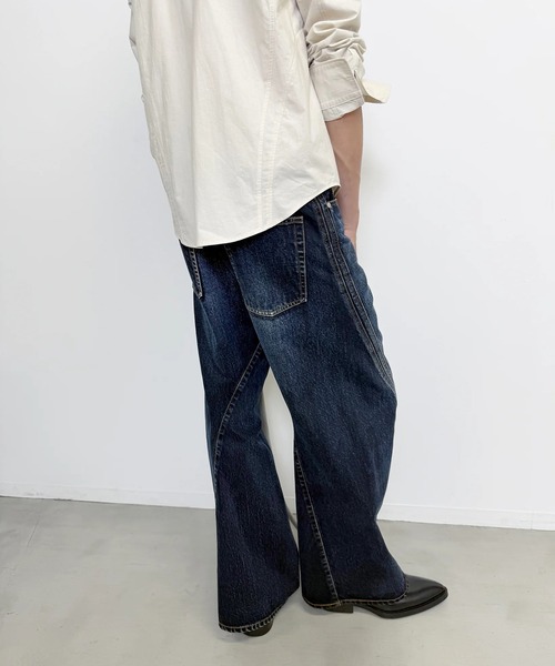 NVRFRGT(ネヴァーフォーゲット)の「3D TWISTED WIDE LEG JEANS(デニムパンツ・メンズ・インディゴブルー・1/2/3)」の11枚目の写真