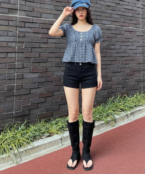 VIVID LADY(ビビッドレディー)の「チェック ペプラム クロップドブラウス(シャツ/ブラウス・レディース・パープル/ネイビー・FREE)」の18枚目の写真