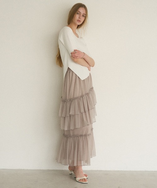 MIELI INVARIANT(ミエリインヴァリアント)の「Lame Tulle Tiered Skirt(スカート・レディース・アイボリー/グレー系その他/ブラック・FREE)」の3枚目の写真