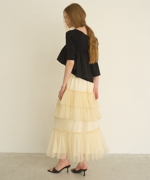 MIELI INVARIANT(ミエリインヴァリアント)の「Lame Tulle Tiered Skirt(スカート・レディース・アイボリー/グレー系その他/ブラック・FREE)」の8枚目の写真