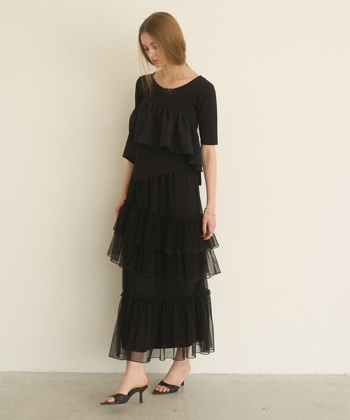 MIELI INVARIANT(ミエリインヴァリアント)の「Lame Tulle Tiered Skirt(スカート・レディース・アイボリー/グレー系その他/ブラック・FREE)」の12枚目の写真