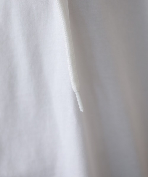 atONE(アットワン)の「ロゴ刺繍袖メッシュ半袖パーカー(パーカー・レディース・ブラック/オフホワイト・M)」の22枚目の写真