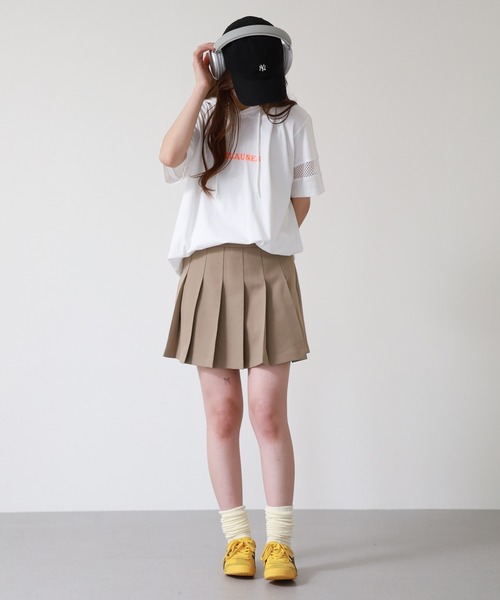atONE(アットワン)の「ロゴ刺繍袖メッシュ半袖パーカー(パーカー・レディース・ブラック/オフホワイト・M)」の10枚目の写真