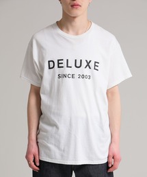 DELUXE LOGO TEE