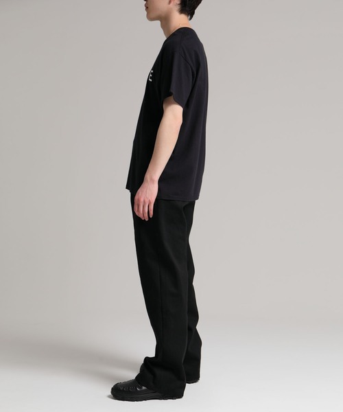 DELUXE(デラックス)の「DELUXE LOGO TEE(Tシャツ/カットソー・メンズ・ブラック/ホワイト・SMALL/MEDIUM/LARGE/X-LARGE)」の14枚目の写真