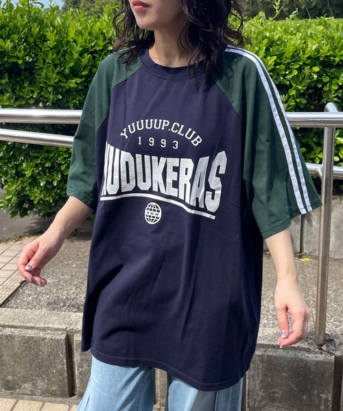 CRB（シーアールビー）の「袖ラインラグラン配色ビッグTシャツ（Tシャツ/カットソー・レディース・チャコール/ネイビー/オフホワイト/グレー・F）」の4枚目の写真