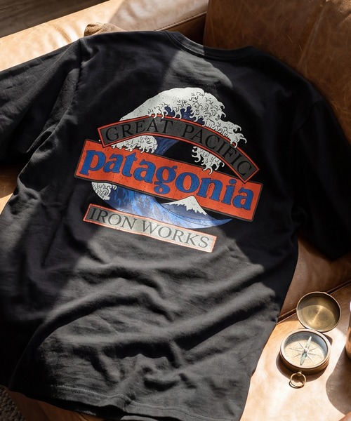 patagonia（パタゴニア）の「【Patagonia/パタゴニア】Great Waves Responsibili T-SHIRT / グレートウェーブス レスポンシビリティー 半袖Tシャツ（Tシャツ/カットソー・メンズ・ホワイト/ブラック・S/M/L/XL/XXL）」の2枚目の写真