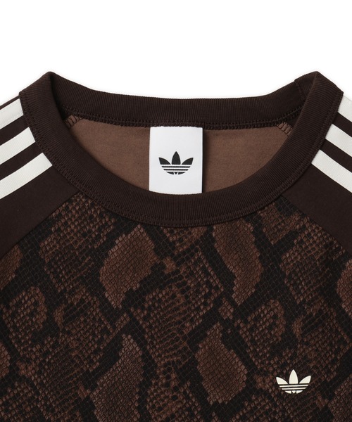 adidas(アディダス)の「adidas SNAKE PRINT CALI TEE / アディダス スネーク プリント カリ Tシャツ(Tシャツ/カットソー・レディース・ブラウン・S/M/L)」の3枚目の写真