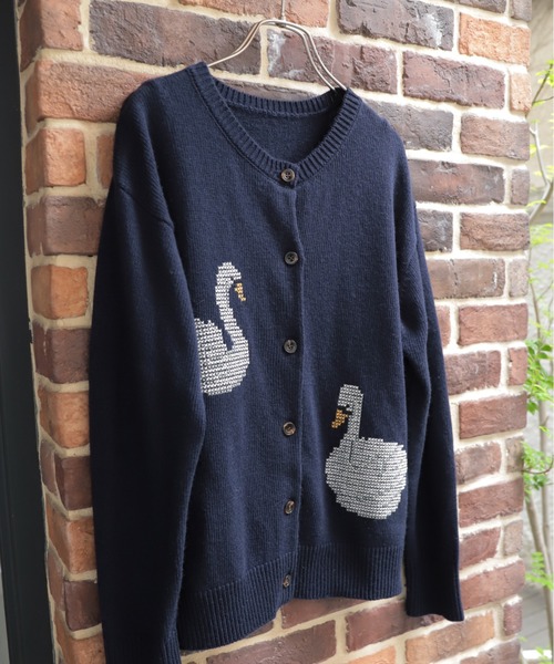 NOMBRE IMPAIR(ノンブルアンペール)の「【予約】スワン刺繍 クルーネックカーデ(ニット/セーター・レディース・グレー/ネイビー・FREE)」の4枚目の写真
