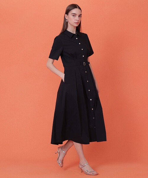 ANAYI(アナイ)の「ストレッチブロードタックシャツ ワンピース(シャツワンピース・レディース・ブルー/ネイビー/ベージュ・38/36)」の5枚目の写真