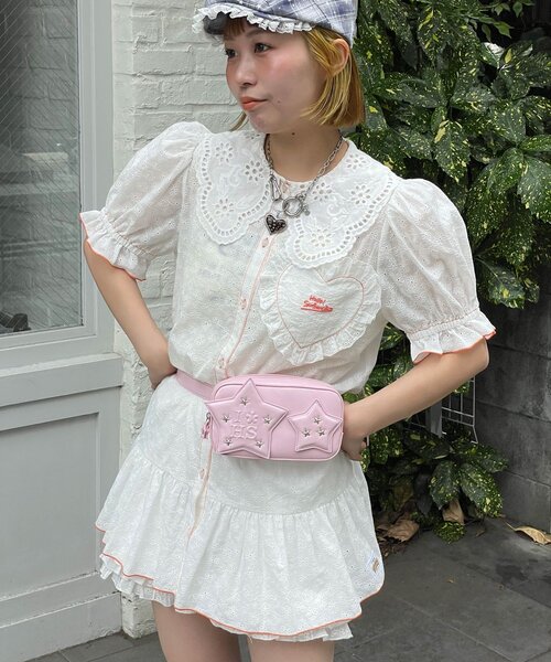 HELLO.SANFRANCISCO(ハローサンフランシスコ)の「【HELLO.SANFRANCISCO/ハローサンフランシスコ】フリルレースチュニック半袖ブラウス(シャツ/ブラウス・レディース・ピンク/イエロー/ホワイト・ONE SIZE)」の1枚目の写真