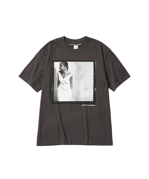 bonjour records(ボンジュールレコーズ)の「Peter Anderson/ピーター・アンダーソン for bonjour records SADE Photo Official T-shirt(Tシャツ/カットソー・メンズ・ホワイト系その他/ホワイト/ブラック/ブラック系その他・M/XL/L)」の1枚目の写真