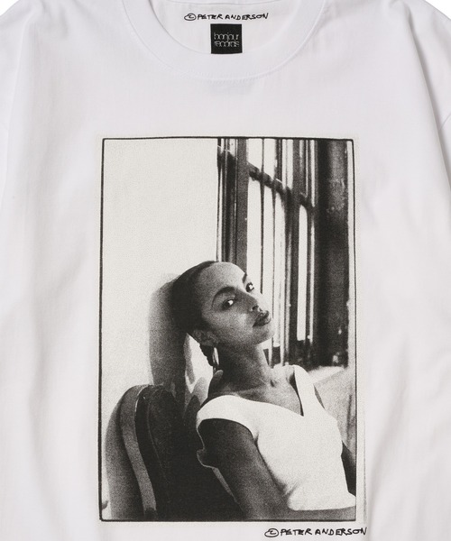 bonjour records(ボンジュールレコーズ)の「Peter Anderson/ピーター・アンダーソン for bonjour records SADE Photo Official T-shirt(Tシャツ/カットソー・メンズ・ホワイト系その他/ホワイト/ブラック/ブラック系その他・M/XL/L)」の6枚目の写真