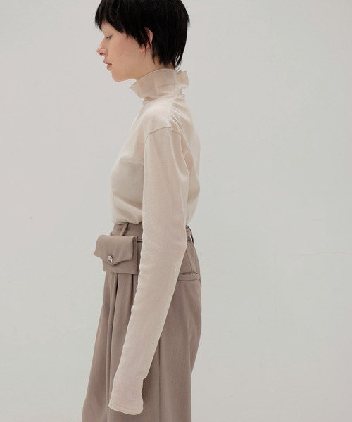 DRESSLAVE(ドレスレイブ)の「tulle high-neck pullover(チュールハイネックプルオーバー)(Tシャツ/カットソー・レディース・ホワイト/ブラック・38)」の8枚目の写真