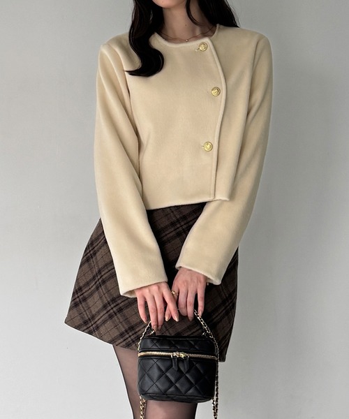junoah(ジュノア)の「ウェーブデザインノーカラーウールライクジャケット(ノーカラージャケット・レディース・ダークグレー/アイボリー/ブラック・SMALL/MEDIUM/LARGE)」の9枚目の写真