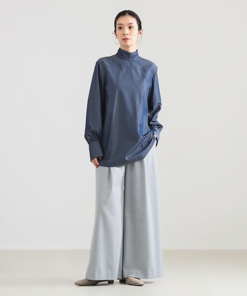 Demi-Luxe BEAMS(デミルクス ビームス)の「AK+1 / シャンブレー ハイネック ブラウス(シャツ/ブラウス・レディース・ホワイト/ブルー・36/38)」の12枚目の写真