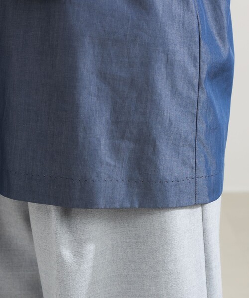 Demi-Luxe BEAMS(デミルクス ビームス)の「AK+1 / シャンブレー ハイネック ブラウス(シャツ/ブラウス・レディース・ホワイト/ブルー・36/38)」の22枚目の写真
