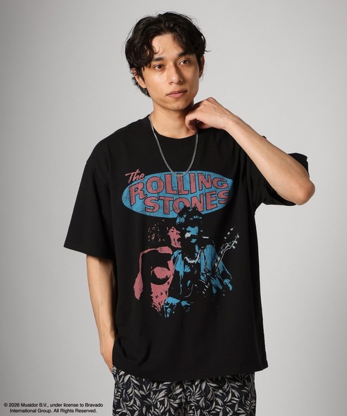 BAYFLOW(ベイフロー)の「【THE ROLLING STONES(ザ・ローリング・ストーンズ)】プリントTシャツ(Tシャツ/カットソー・メンズ・チャコール/ブラック/アイボリー/オフホワイト・LARGE/MEDIUM)」の3枚目の写真