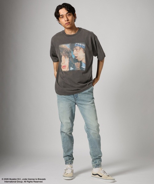 BAYFLOW(ベイフロー)の「【THE ROLLING STONES(ザ・ローリング・ストーンズ)】プリントTシャツ(Tシャツ/カットソー・メンズ・チャコール/ブラック/アイボリー/オフホワイト・LARGE/MEDIUM)」の12枚目の写真