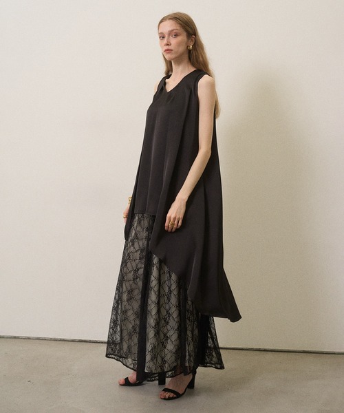 MIELI INVARIANT（ミエリインヴァリアント）の「Satin Overlap Tunic（シャツ/ブラウス・レディース・ブラック/ピンク/アイボリー・FREE）」の20枚目の写真
